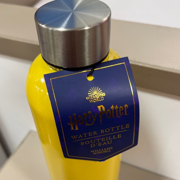 Harry Potter Hufflepuff 💛 Insulated Water Bottle Williams Sonoma  NWT - Picture 6 of 6